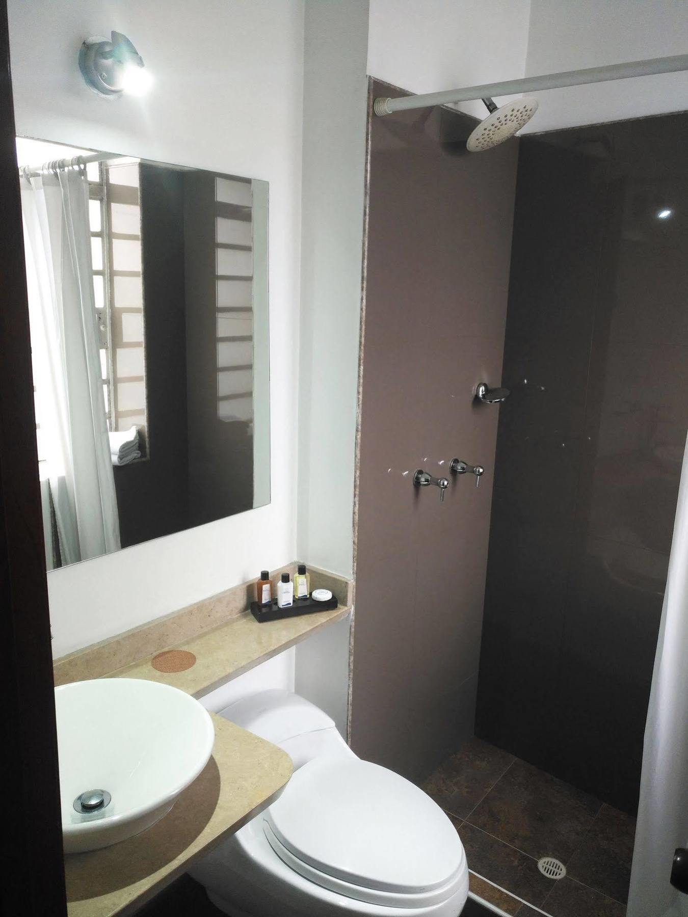 Teusaquillo Boutique Hotel Богота Экстерьер фото